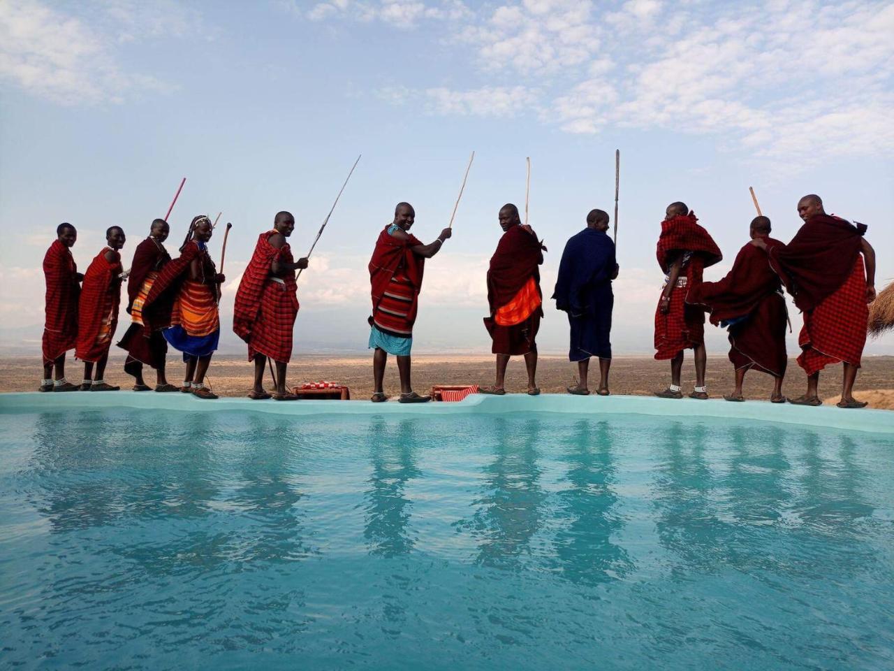Sanya Juu Osiligilai Maasai Lodge מראה חיצוני תמונה