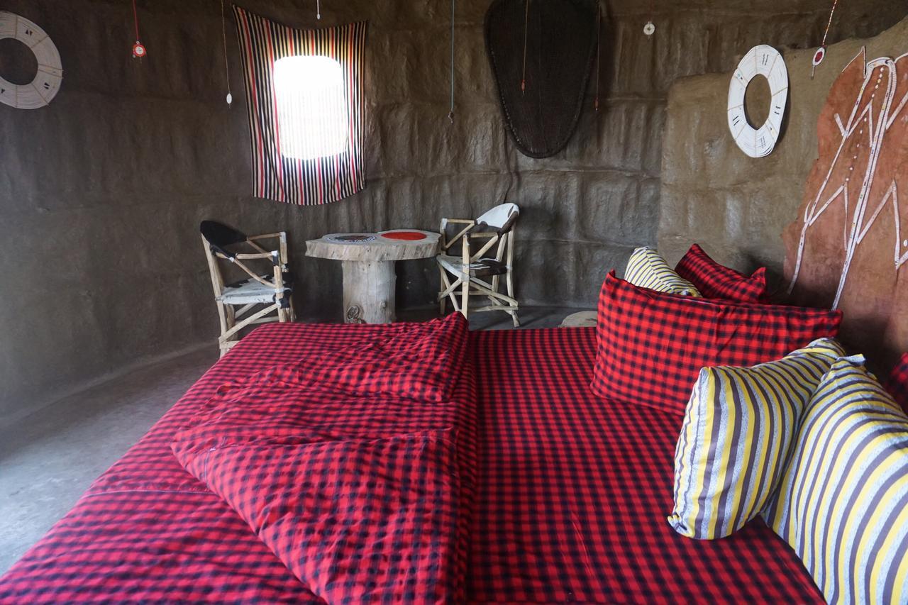 Sanya Juu Osiligilai Maasai Lodge מראה חיצוני תמונה