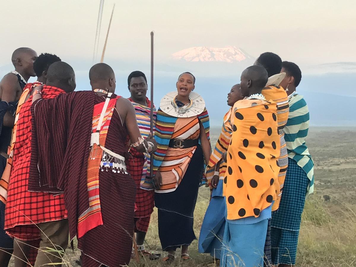 Sanya Juu Osiligilai Maasai Lodge מראה חיצוני תמונה