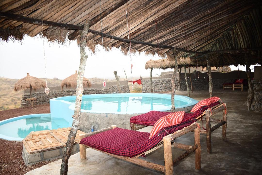 Sanya Juu Osiligilai Maasai Lodge מראה חיצוני תמונה