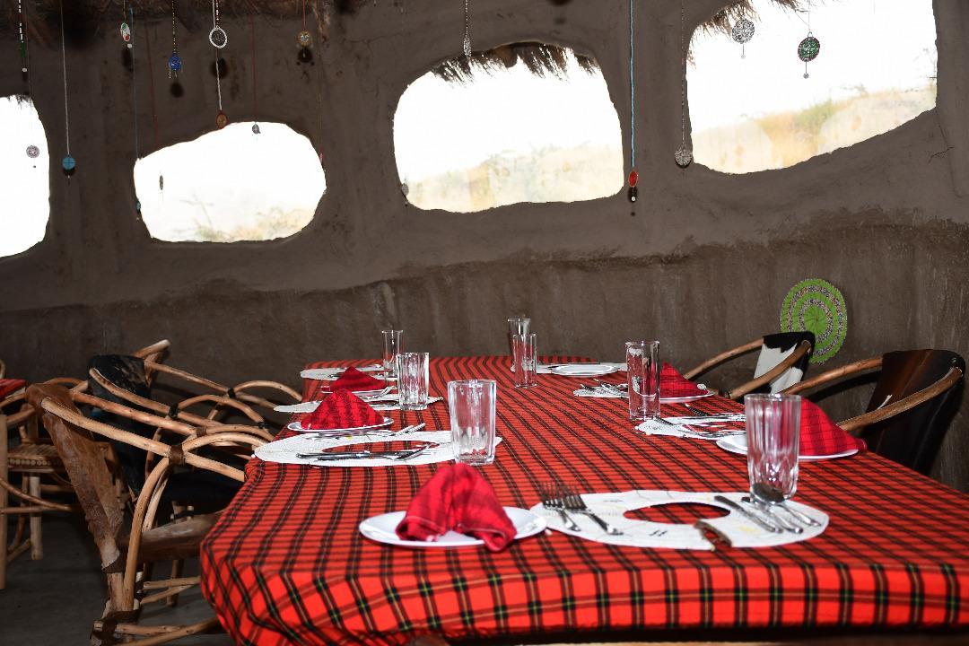Sanya Juu Osiligilai Maasai Lodge מראה חיצוני תמונה