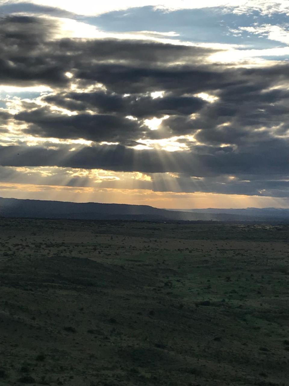 Sanya Juu Osiligilai Maasai Lodge מראה חיצוני תמונה